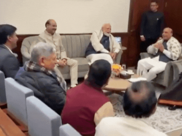 सपा सांसद के सवाल पर PM बोले- गले में दर्द ना हो, इसलिए सेशन छोटा रखा