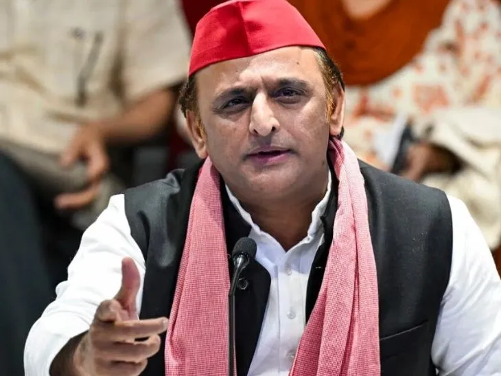 फॉग के चलते अफ्रीका VS इंडिया का मैच रद्द होने पर अखिलेश यादव ने बीजेपी पर साधा निशाना, कहा- ये कोहरा नहीं स्मॉग है