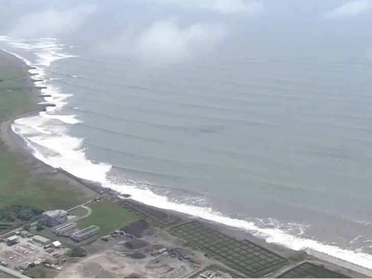 अमेरिका, जापान समेत 6 देशों में सुनामी का अलर्ट; देखें Videos