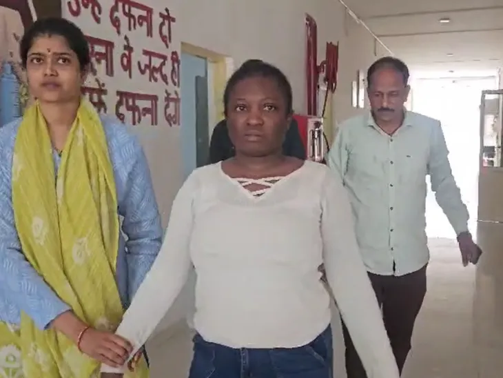 स्टूडेंट वीसा पर मुंबई में रह रही थी; 31 ग्राम कोकीन जब्त