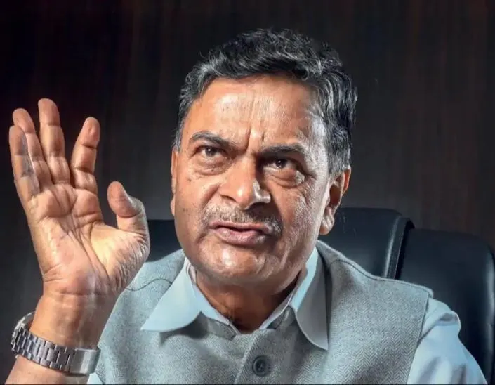 पूर्व केंद्रीय मंत्री आर के सिंह समेत 3 नेता सस्पेंड, पार्टी विरोधी गतिविधियों में शामिल थे