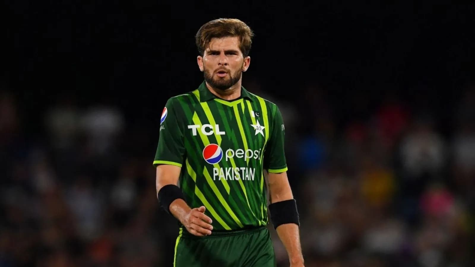 शाहीन शाह अफरीदी ने 2 ओवर 31 रन दिए। भारत की जीत के बाद उन पर सोशल मीडिया यूजर्स ने मजेदार मीम्स बनाए।