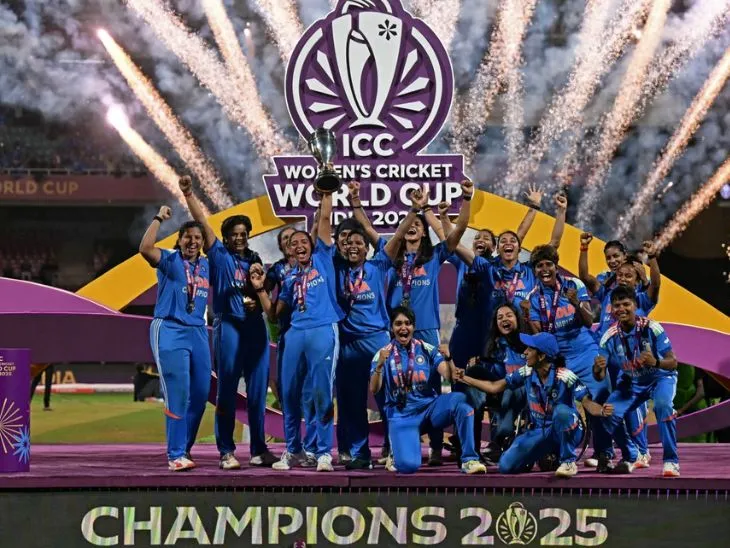 फाइनल में साउथ अफ्रीका को 52 रन से हराया, दीप्ति को 5 विकेट; शेफाली प्लेयर ऑफ द मैच