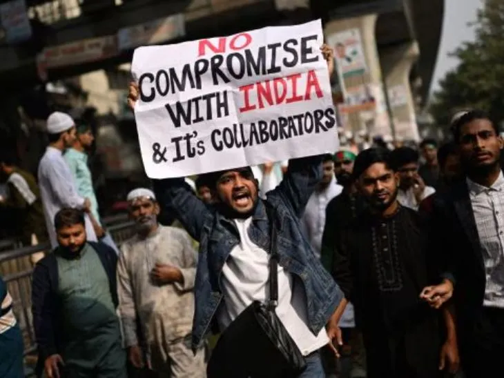 बांग्लादेश में बिगड़ते हालात वजह; हिंसा के दौरान 4 इंडियन मिशन पर हमले की कोशिश हुई थी