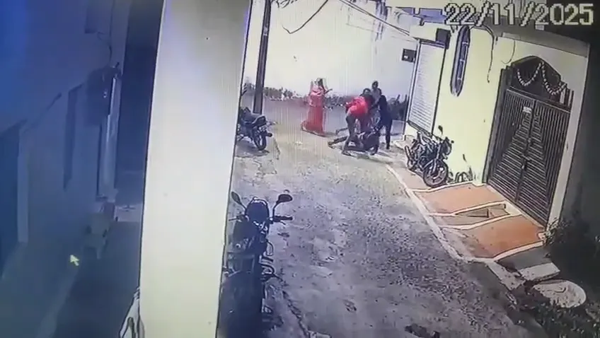 छेड़खानी का विरोध करने पर मारपीट, पूरी वारदात सीसीटीवी में कैद
