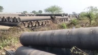 चौकीदार को पिस्टल दिखाकर 14 लाख के पाइप लेकर बदमाश फरार