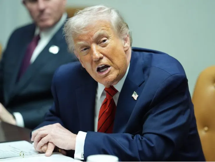 ब्राउन और MIT शूटिंग का असर, US की गृहमंत्री बोलीं- ऐसे शख्स को देश में आने ही नहीं देना चाहिए था