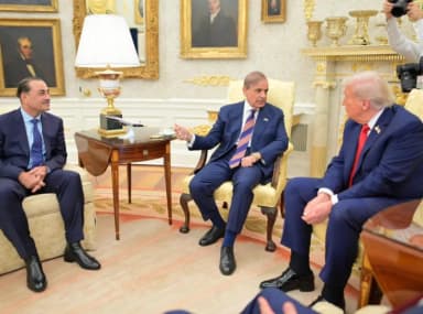 इंडिया-US ट्रेड डील पर भड़के पाकिस्तानी; यूजर्स बोले- सिर्फ फोटो खिंचवाने से फॉरेन पॉलिसी नहीं चलती