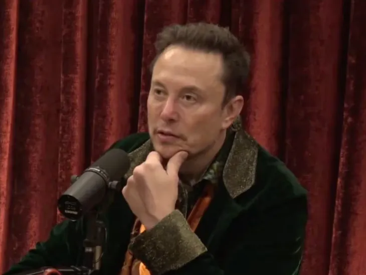 एलन मस्क बोले–डेमो होगा यादगार, जेम्स बॉन्ड की कारों से भी आगे की चीज दिखेगी