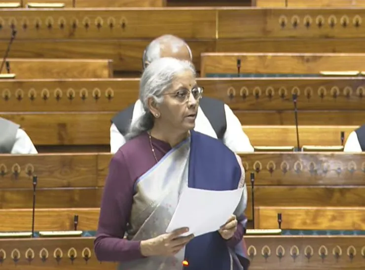 लोकसभा में बिल पारित, वित्त मंत्री बोलीं- एक्स्ट्रा इनकम नेशनल सिक्योरिट के काम आएगी