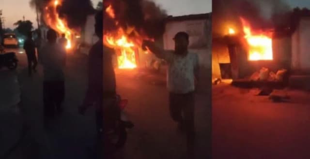 मकान के साथ ऑटो-बाइक जलकर खाक, लाखों रुपए का नुकसान