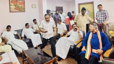 कौन बनेगा केरल का CM, नाम के ऐलान में देरी क्यों; क्या-कुछ चल रहा