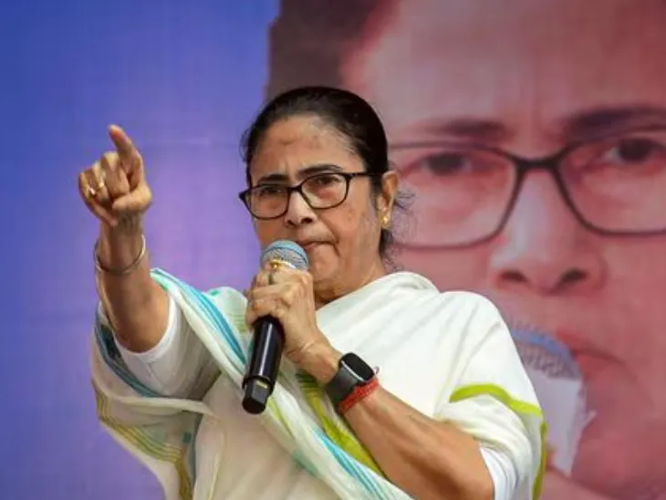 BJP का तंज- आपने तो लड़कियों को 8 बजे तक घर लौटने की सलाह दी थी