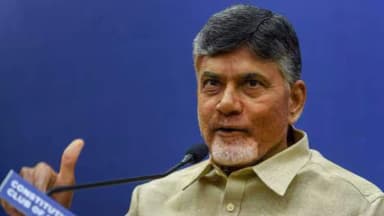 चंद्रबाबू नायडू बोले- YSRCP सरकार में भक्तों की आस्था से खिलवाड़ हुआ, प्रसाद में बाथरूम केमिकल से बना घी मिलाया