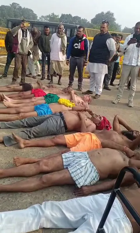 आपत्तिजनक नारेबाजी करने पर 7 प्रदर्शनकारी गिरफ्तार; जेल भेजे गए