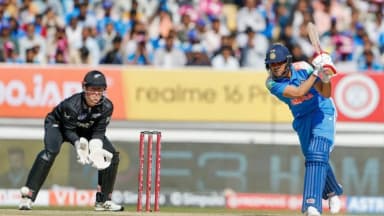 भारत का स्कोर 150 से ज्यादा, राहुल और जडेजा क्रीज पर