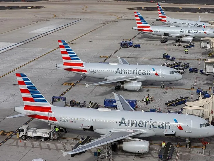 एयरलाइन्स ने 10% फ्लाइट्स की कटौती की; 1 अक्टूबर से चल रहे शटडाउन का असर