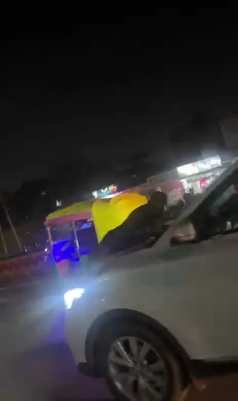 रिटायर्ड फौजी को बोनट पर घसीटा, 500 मीटर दूर पटककर भागे आरोपी; सामने आया VIDEO