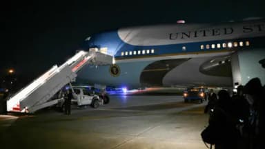 उड़ान के बाद केबिन की लाइट गुल हुई, एहतियातन यू टर्न लिया, दूसरे प्लेन से दावोस रवाना