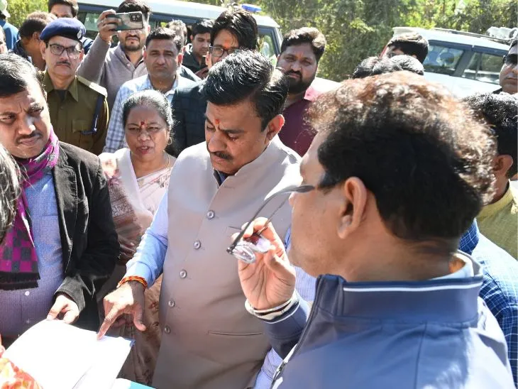 MP सरकार के दो साल पूरे होने पर हुजूर विधानसभा क्षेत्र में होगा कार्यक्रम, विधायक रामेश्वर शर्मा ने तैयारियों का निरीक्षण किया