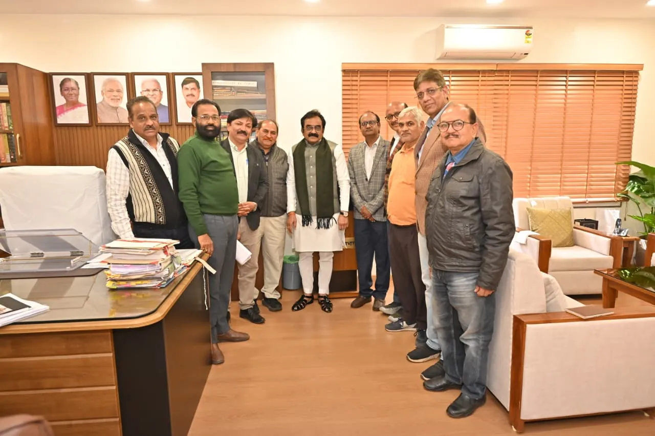 मंत्री से की मुलाकात; उनकी हर समस्या का होगा समाधान