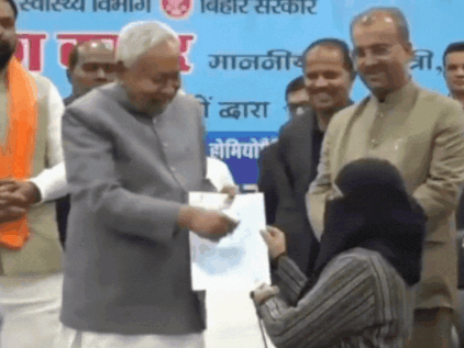 नीतीश कुमार के हिजाब हटाने पर JDU का विपक्ष को जवाब