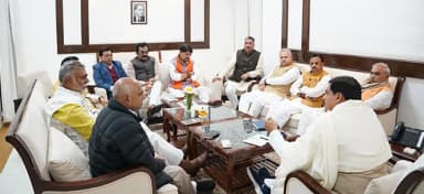 कामकाज‑समन्वय और ईंधन बचत पर जोर, नेताओं को अनुशासन में रहने की दी हिदायत