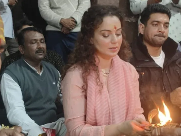 ओंकारेश्वर ज्योतिर्लिंग के दर्शन किए, हेलीकॉप्टर से मां नर्मदा की परिक्रमा भी की