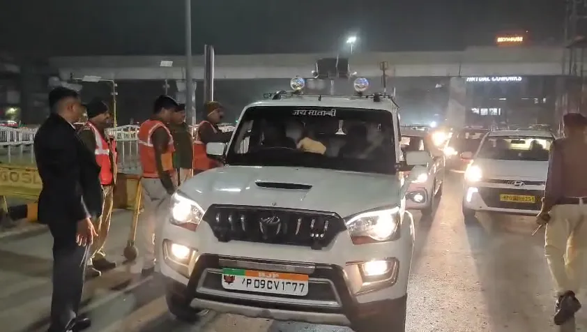 अश्लीलता और हुड़दंग करने वालों पर एक्शन; अलर्ट मोड पर पुलिस