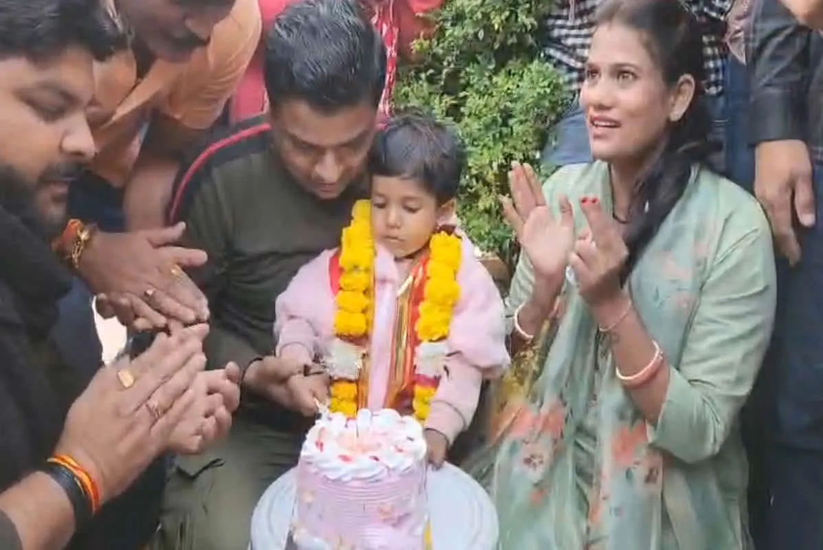 दुर्लभ बीमारी से जूझ रही मासूम अनिका का जन्मदिन बना मदद की मुहिम