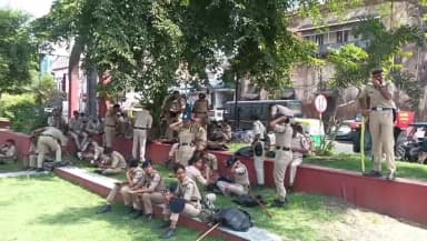 ड्रोन और CCTV से निगरानी; संवेदनशील इलाकों में भारी पुलिस बल तैनात