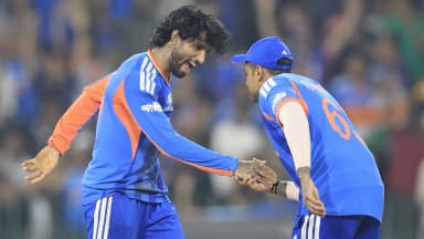 टीम इंडिया का रिस्पॉन्स नहीं मिला तो चल दिए, VIDEO वायरल