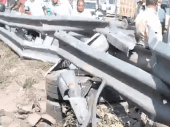 डंपर ने 5KM तक वाहनों को घसीटा; रिपोर्ट्स- नशे में था ड्राइवर