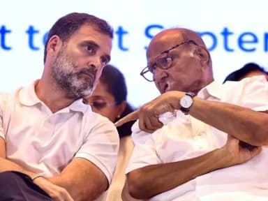 शरद पवार का राहुल को जवाब- मोदी देशहित में ही विदेश दौरों पर गए