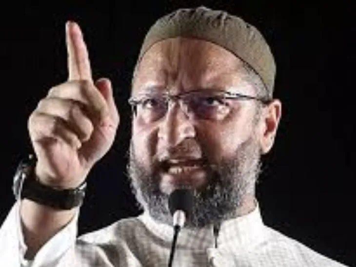 बोले- 26 लोगों की जान कीमती या मैच से पैसे कमाना अहम?