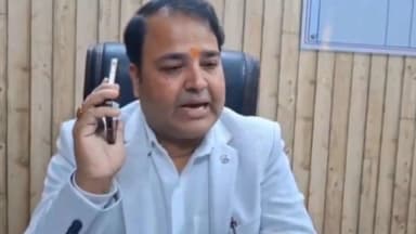 पत्नी से फोन पर रोते हुए बोले- जिसका नमक खाया है, उसका साथ देना चाहिए; मुझे बर्दाश्त नहीं हुआ