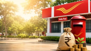 पोस्ट ऑफिस में मिल रहा 7.4% ब्याज, 9 लाख के निवेश पर हर महीने 5,500 रुपए की गारंटीड कमाई