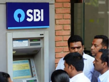 दूसरी बैंक के कार्ड की लिमिट खत्म होने पर अब 23 रुपए लग रहे; जानें किस-किस ट्रांजेक्शन के चार्ज बढ़े