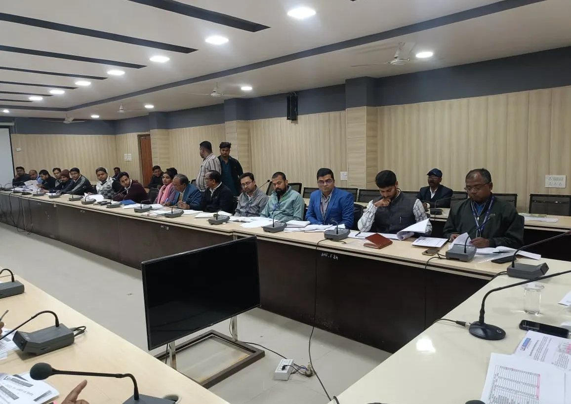 लोन प्रकरणों निराकरण और सीएसआर गतिविधियों में भागीदारी के दिए निर्देश